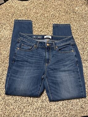 Sonoma Women's Skinny Jeans in Medium Blue Wash